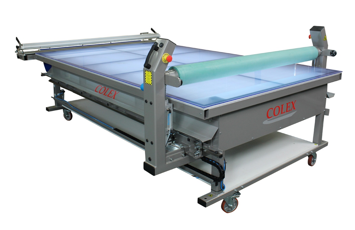 colex blue flatbed bubble-free vinyl applicator application table. heated roller mounting laminator machine for wide format print.